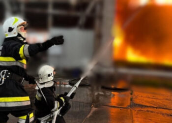 Nënstacionet e energjisë në Ukrainë sulmohen nga municione thërrmuese ruse