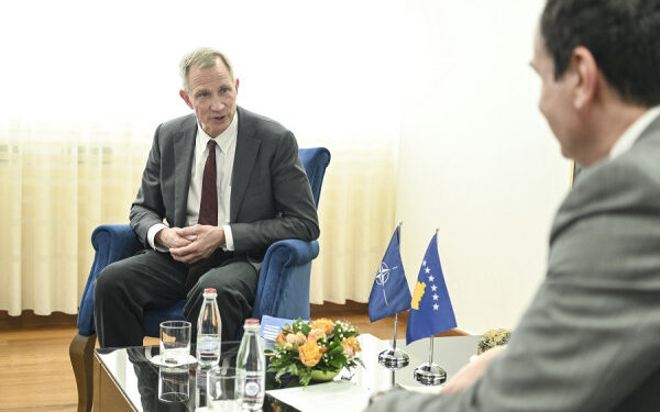 Ndihmës-sekretari i NATO-s sot në Kosovë