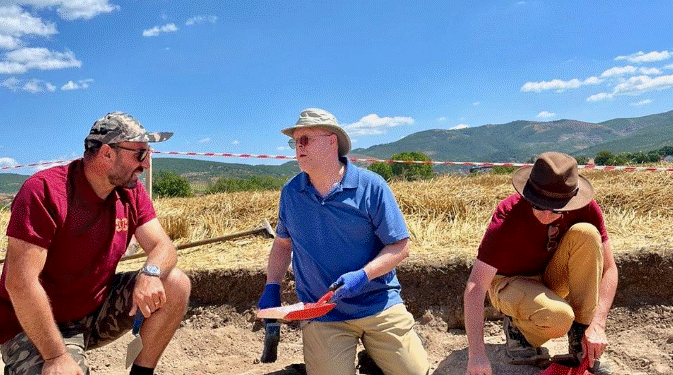 Hovenier: Parku Arkeologjik i Ulpianës një nga thesarët e trashëgimisë kulturore të Kosovës