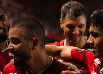 Trajneri i Lillet vlerëson lart Zhegrovën