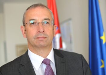 Davenport konsideron se ngjarjet e fundit në veri tregojnë nevojë urgjente për kthim në dialog