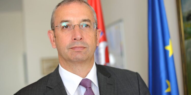 Davenport konsideron se ngjarjet e fundit në veri tregojnë nevojë urgjente për kthim në dialog