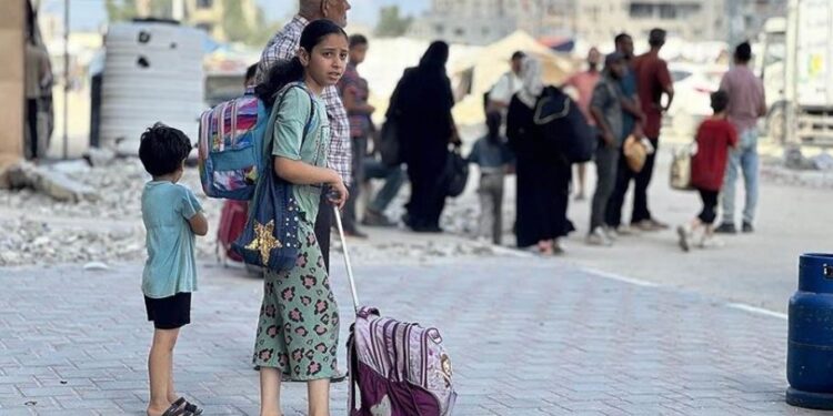 Palestinezët thonë se nuk dinë ku të shkojnë, ndërsa nuk besojnë se ka mbetur vend i sigurt në Gaza