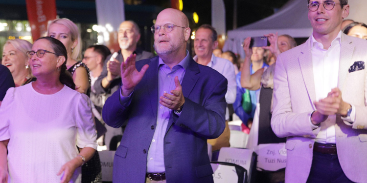 Hovenier: I frymëzuar nga talentet e jashtëzakonshme në Kosovë