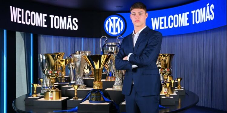 Interi konfirmon blerjen e talentit Tomas Palacios