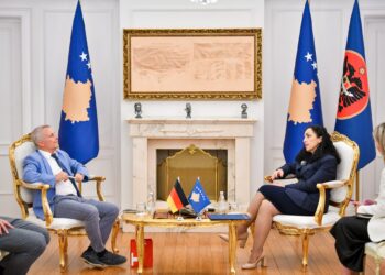 Osmani dhe Rohde diskutojnë për hapjen e urës së Ibrit