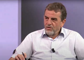 Krasniqi: Vizitat e ndërkombëtarëve në Kosovë një përpjekje për ta frenuar rrezikun e krizës