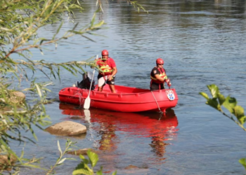 Gjendet trupi i një emigranti tjetër pas fundosjes së anijes në lumin Drina