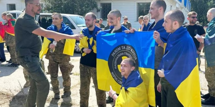 Ukraina dhe Rusia këmbejnë të burgosur të luftës