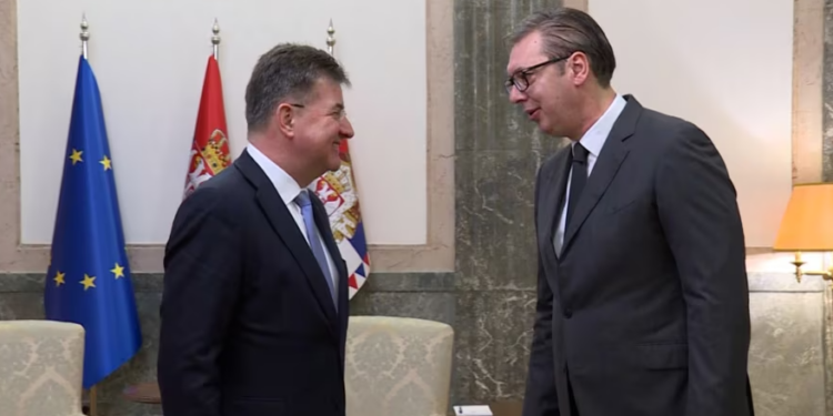 Vuçiq kërkon nga BE-ja veprime konkrete në Kosovë, jo vetëm dënim