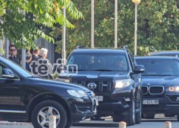 Shefi i CIA-s përfundon takimin me presidenten Osmani