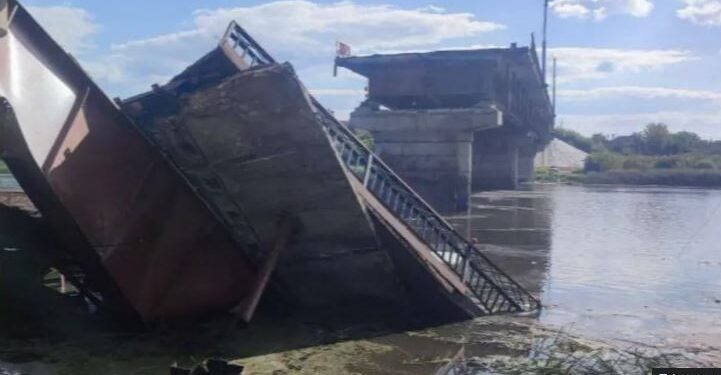 Ukraina shkatërron urën të cilën Rusia e përdorte për të furnizuar ushtrinë