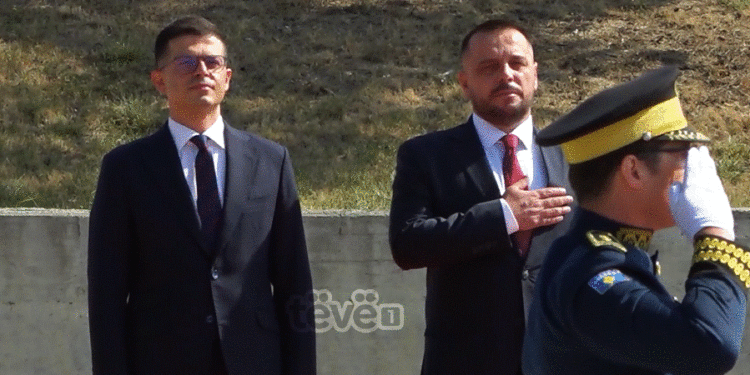 Ministri i Mbrojtjes së Shqipërisë i gatshëm për bashkëpunim me Kosovën