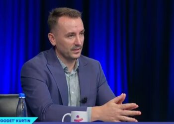 Xani: Mospajtimet Kurti – Osmani se dëmtojnë elektoralisht VV-në, opozita e heshtur