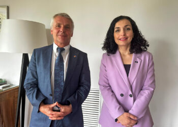 Rohde vlerëson vendosmërinë e Osmanit në mbrojtje të vlerave të BE-së