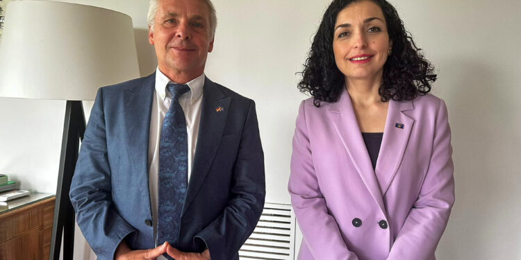 Rohde vlerëson vendosmërinë e Osmanit në mbrojtje të vlerave të BE-së