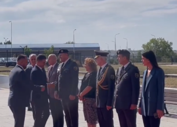 Maqedonci pret me ceremoni shtetërore ministrin e Mbrojtjes së Shqipërisë