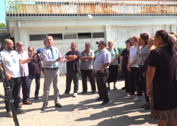 Mbi një mijë punëtorë teknikë e ata të sigurimit do të hyjnë në grevë nga shtatori