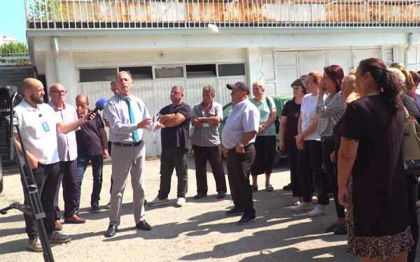 Mbi një mijë punëtorë teknikë e ata të sigurimit do të hyjnë në grevë nga shtatori