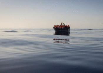 Greqia shpëton 75 emigrantë