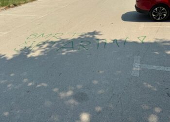 Një ditë pas protestës, në Bujanoc shfaqen grafite me mbishkrimin “vdekje shqiptarëve”