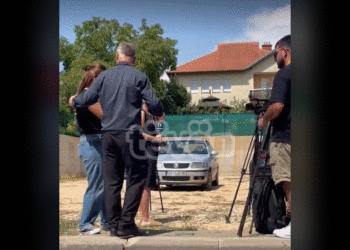 Ekipi i Tëvë1 pengohet gjatë raportimit për vrasjen e mbrëmshme në Prishtinë