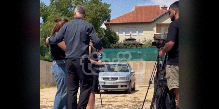 Ekipi i Tëvë1 pengohet gjatë raportimit për vrasjen e mbrëmshme në Prishtinë