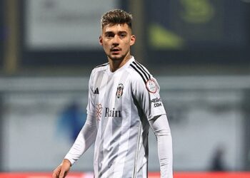 Muçi largohet nga Beshiktashi, transferohet në Angli