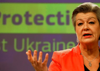 BE i kërkon sqarime Hungarisë për planin për lehtësimin e udhëtimit të rusëve dhe bjellorusëve