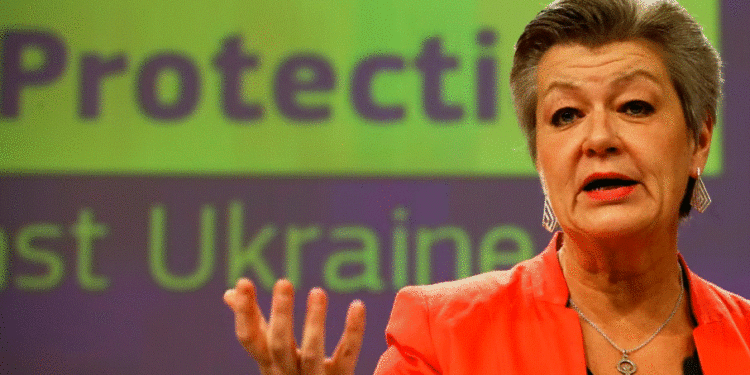 BE i kërkon sqarime Hungarisë për planin për lehtësimin e udhëtimit të rusëve dhe bjellorusëve