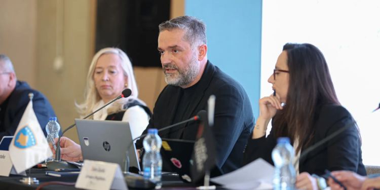 Fetahu pa kundërkandidat për kryetar të FBK-së