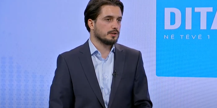 Gjyshinca: Nëse hapja e urës është për fushatë elektorale, pse s’e kanë bërë edhe qeveritë e kaluara?