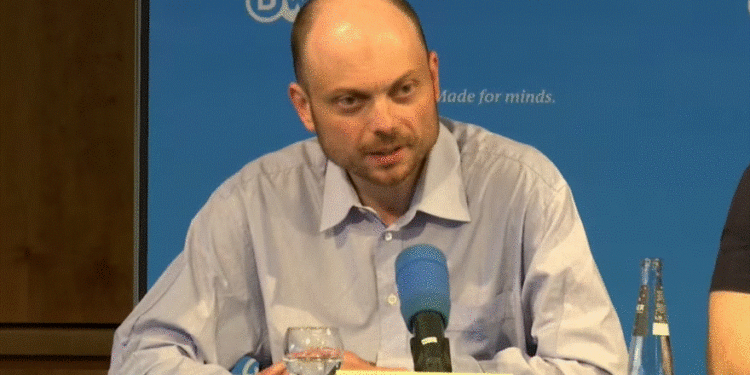 Bideni e mirëpret në Shtëpinë e Bardhë kritikun e Kremlinit, Kara-Murza