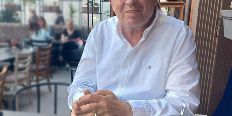 Vdiq Izet Gjinovci, simboli i hendbollit kosovar