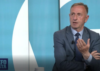 Azemi: Mbi 200 mijë punëtorë braktisën Kosovën në gjashtëmujorin e parë