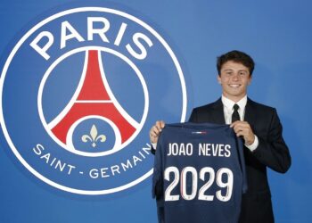 PSG-ja transferon Nevesin