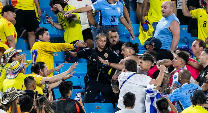 Darwin Nunez dënohet me pesë ndeshje moslojë me kombëtaren e Uruguait