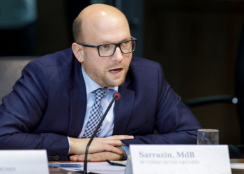 Sarrazin vjen nesër në Kosovë