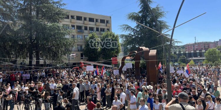 Haradinaj – serbëve: Mos u bëni pre e politikave shkurtëpamës,urat të na lidhin e jo të na ndajnë