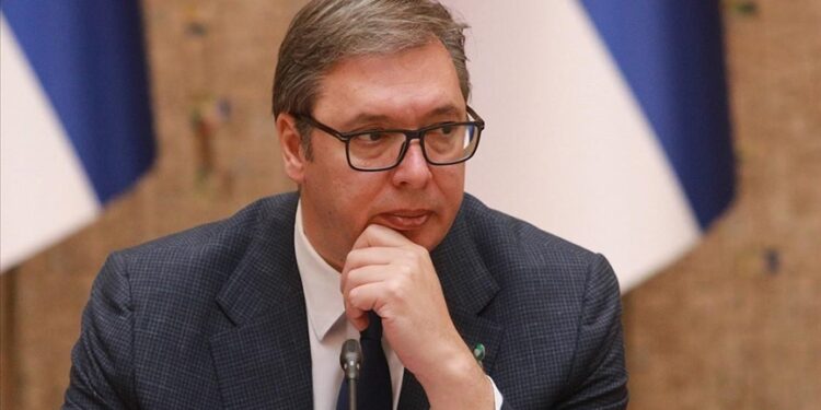 Vuçiq mohon se ka raporte të ngushta me Putinin