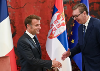 Serbia nënshkruan marrëveshje me Francën për blerjen e avionëve luftarakë Rafale