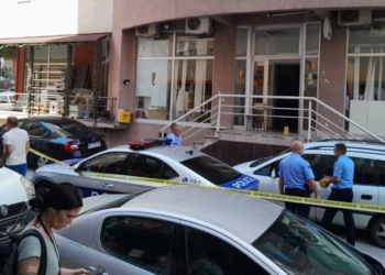 Aksion policor në objektet e Postës së Serbisë që operon në veri