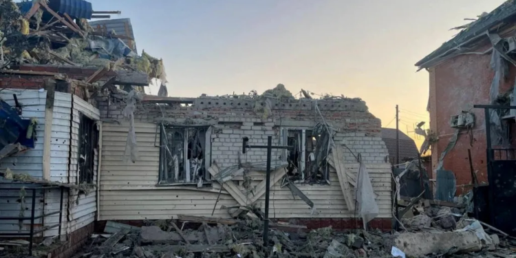 Shpallet gjendje e jashtëzakonshme pasi Ukraina nis sulmin në Rusi