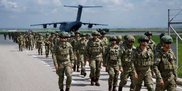 NATO dislokon trupa në Kosovë dhe Maqedoni të Veriut