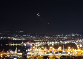 Hezbollahu e sulmon Tel Avivin me raketë balistike