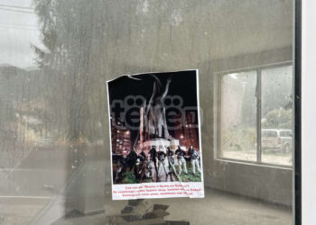 “Të gjithë jemi Milana dhe vëllezër nga Banjska…”​ – Shfaqen pamflete kërcënuese në veri