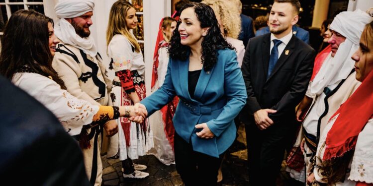 Osmani takon mërgatën në ShBA: Mbrëmje madhështore, ashtu siç është lidhja ndërmjet Kosovës dhe Amerikës