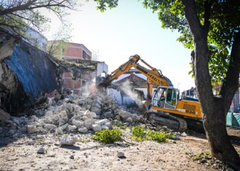 Nis rrënimi i objektit të destinuar për Shtëpi të Kulturës në Podujevë