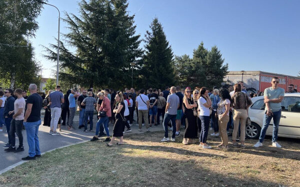 Protestojnë ish-punëtorët e komunës paralele në veri të Mitrovicës