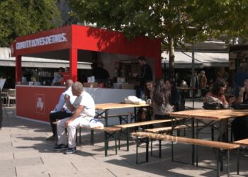 Fillon festivali i “Kafesë dhe Çajit” në Prishtinë